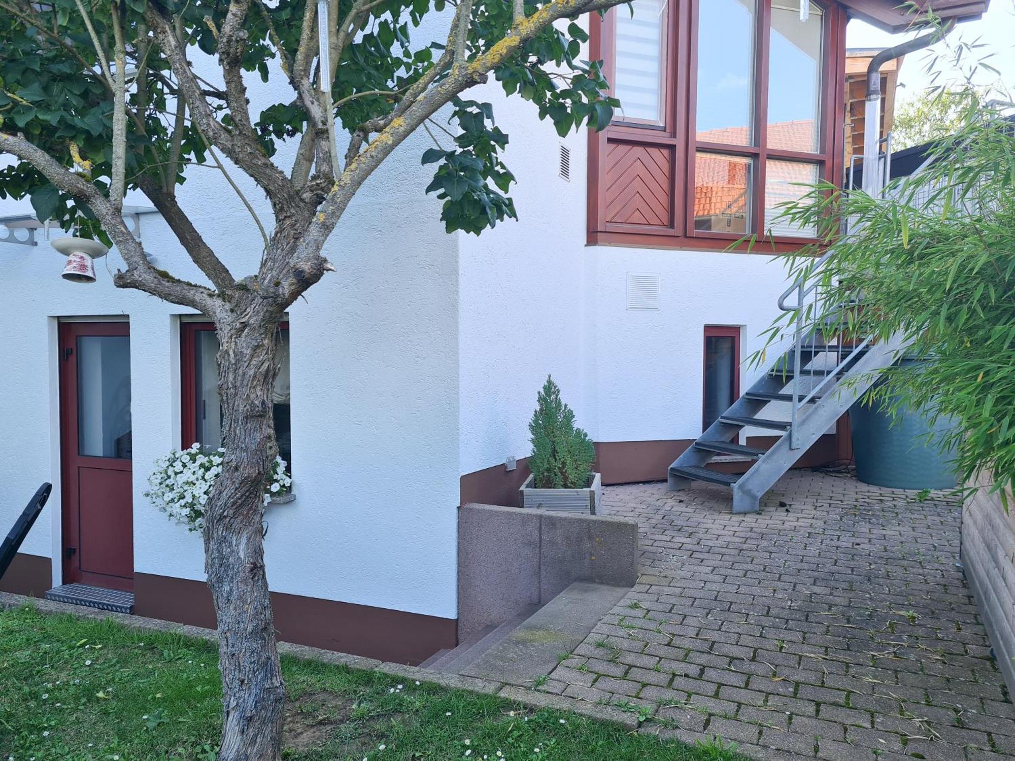 Ferienwohnung Rote Tuer - Landleben Pur! Kirchhain Exterior photo
